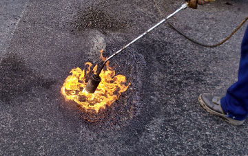Rhyd Y Clafdy flat roofing repairs